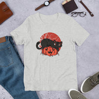 Halloween Spooky Cat on Pumpkin / Premium Short-Sleeve Unisex T-Shirt